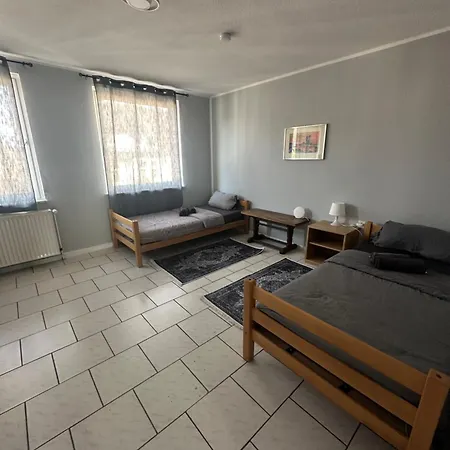 Monteurswohnung Am Schloss 3 Гельзенкирхен