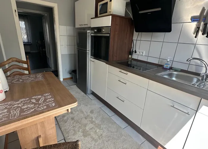 Monteurswohnung Am Schloss 3 Апартаменты *